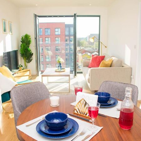 Exoticstay Apartments - Ultra Luxe Top Floor Suite - City Centre Apartment With Cube View - Smart 4K Tv With Ultrafast Wifi & Netflix 버밍엄 외부 사진